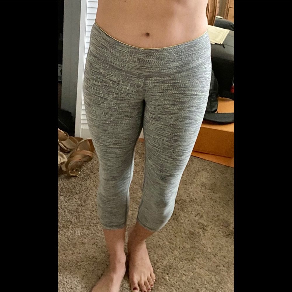 🍋Lululemon Yoga Capris